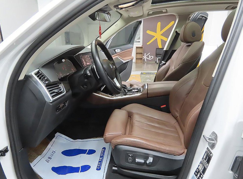 BMW X5 xDrive 30d xLine 사진 10