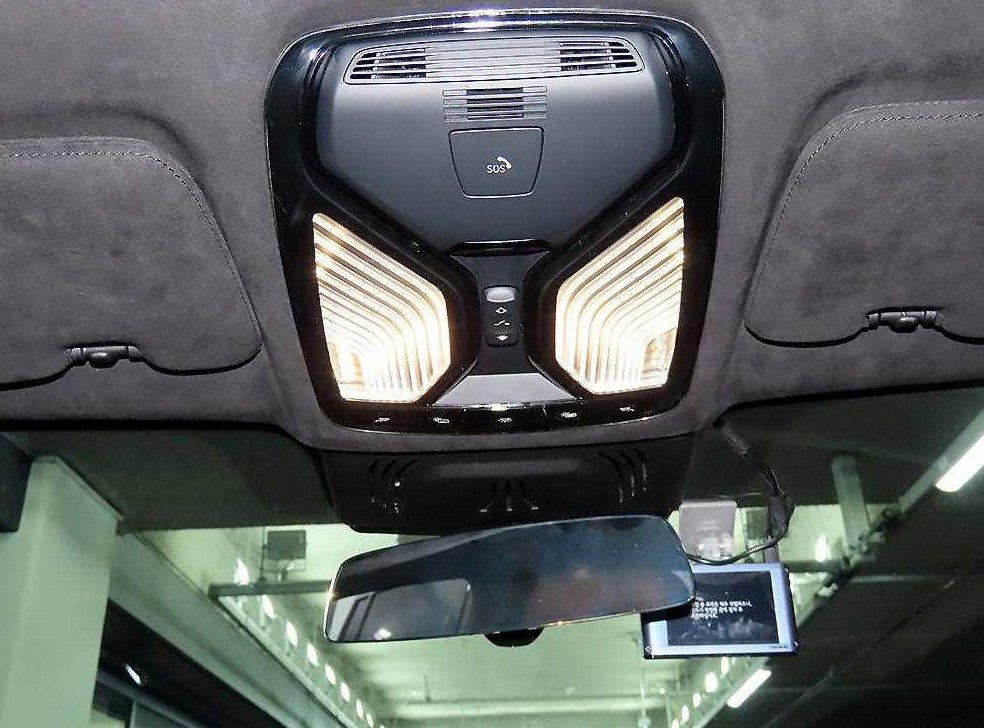 BMW X7 M50i 사진 13