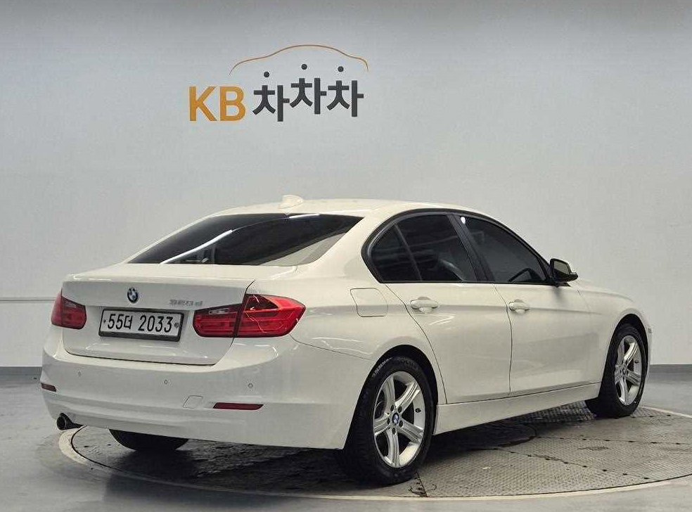 BMW 3시리즈 320d 사진 3