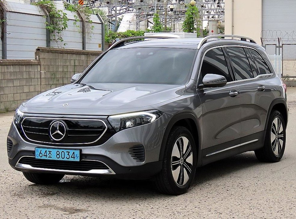 벤츠 EQB EQB 300 4MATIC 사진 2