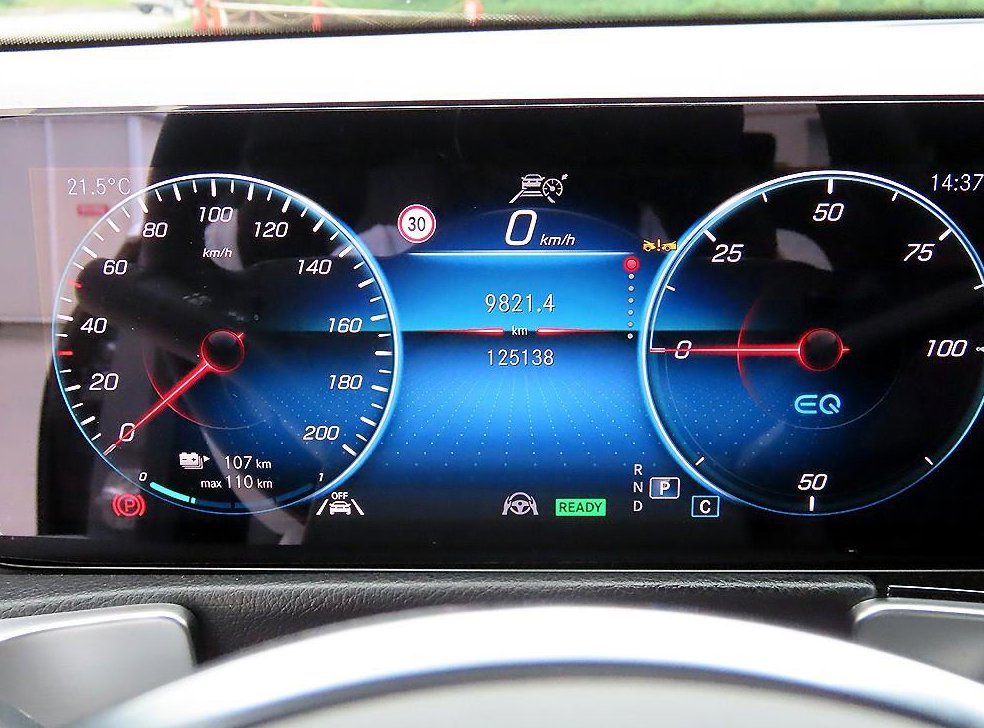 벤츠 EQB EQB 300 4MATIC 사진 9