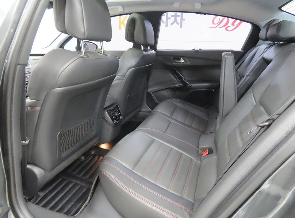 푸조 508 1.6 BLUEHDI GT-LINE 사진 6