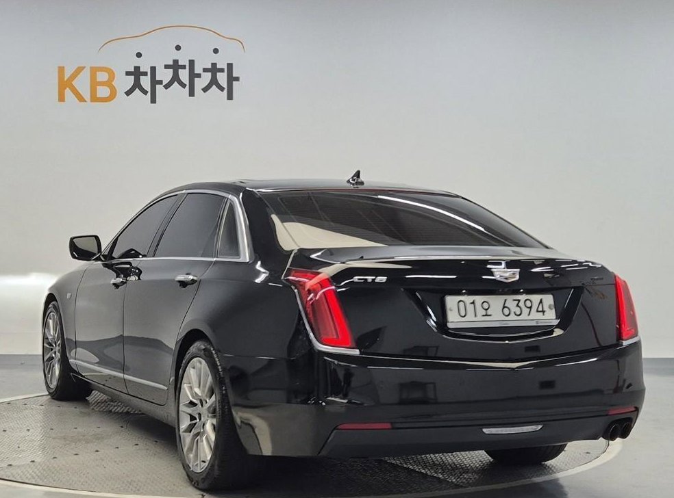 캐딜락 CT6 2.0 T 사진 2