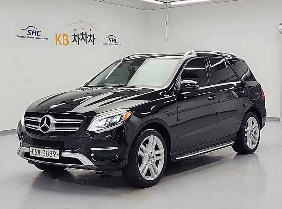 벤츠 GLE 클래스 GLE 350 d 4MATIC