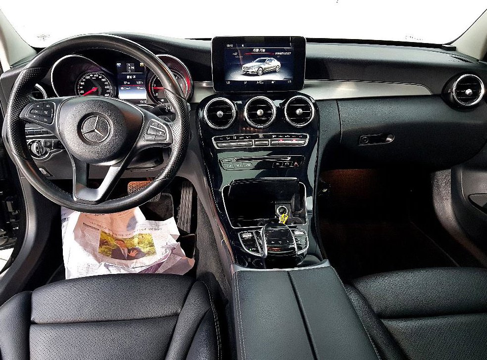 벤츠 C 클래스 C220 d 아방가르드 사진 5
