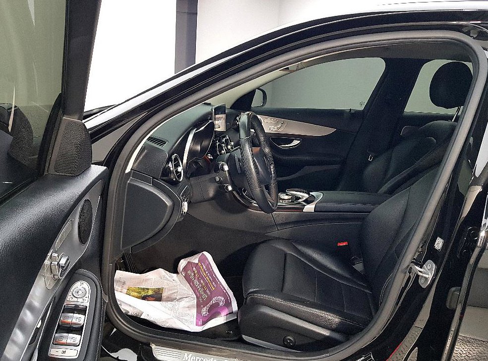 벤츠 C 클래스 C220 d 아방가르드 사진 8
