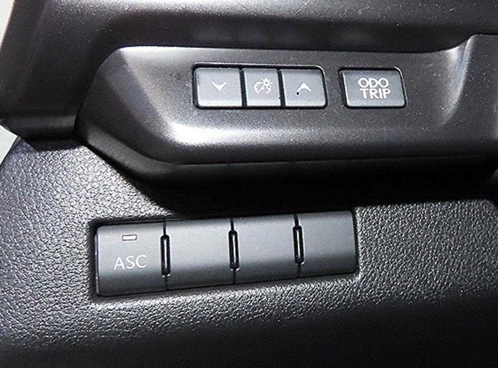렉서스 UX 300e 사진 14
