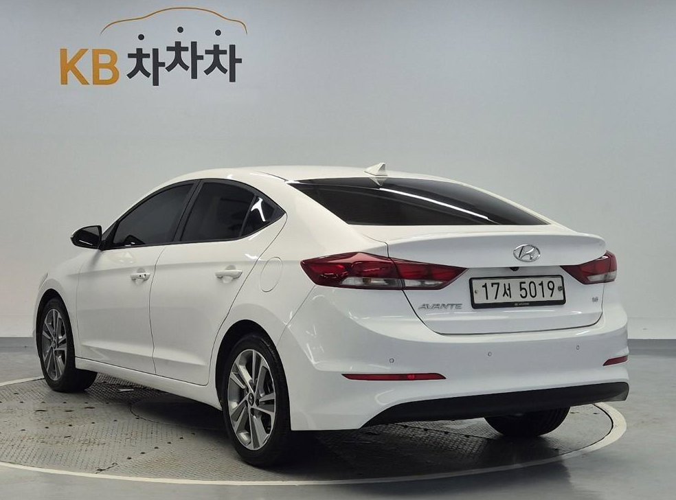 현대 아반떼 1.6 GDI 밸류 플러스 사진 2