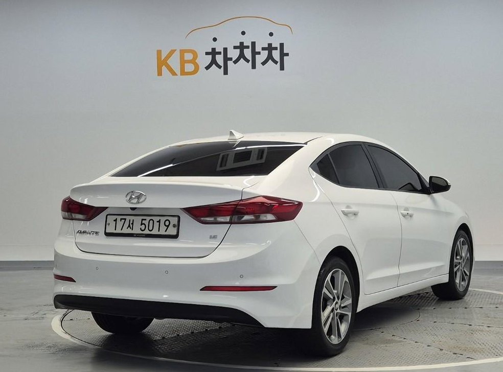 현대 아반떼 1.6 GDI 밸류 플러스 사진 3