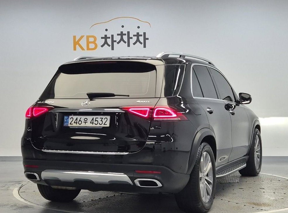 벤츠 GLE 클래스 GLE 300d 4MATIC 사진 3