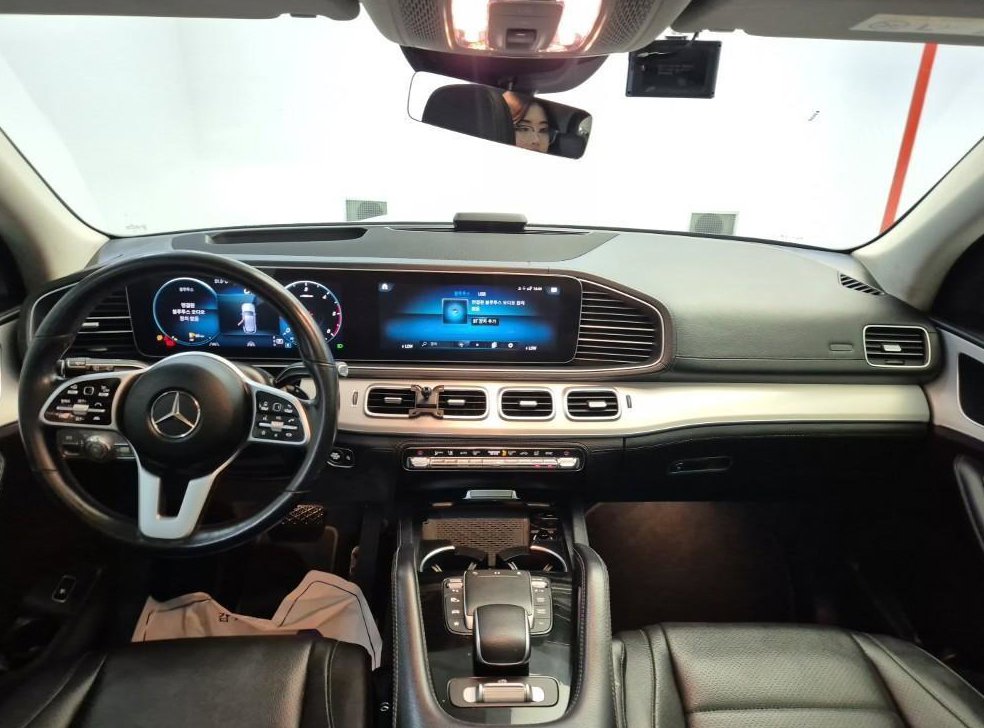 벤츠 GLE 클래스 GLE 300d 4MATIC 사진 7
