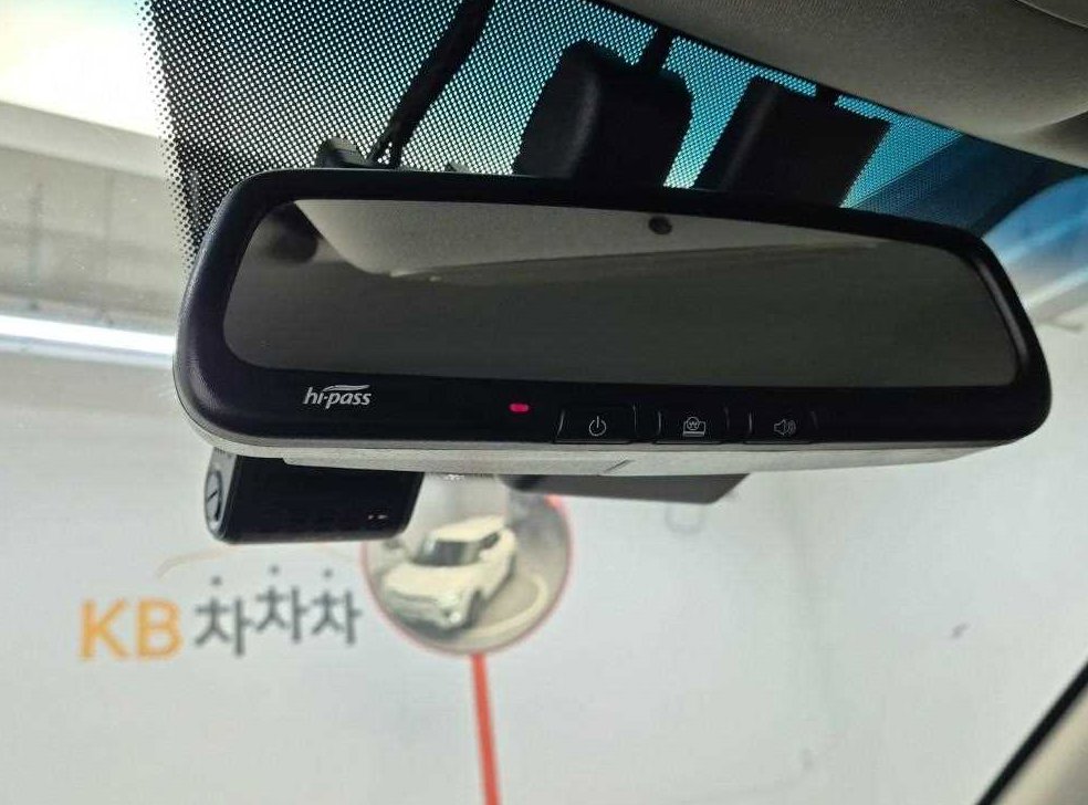 KG모빌리티(쌍용)  티볼리 2WD 가솔린 1.5 A3 사진 17