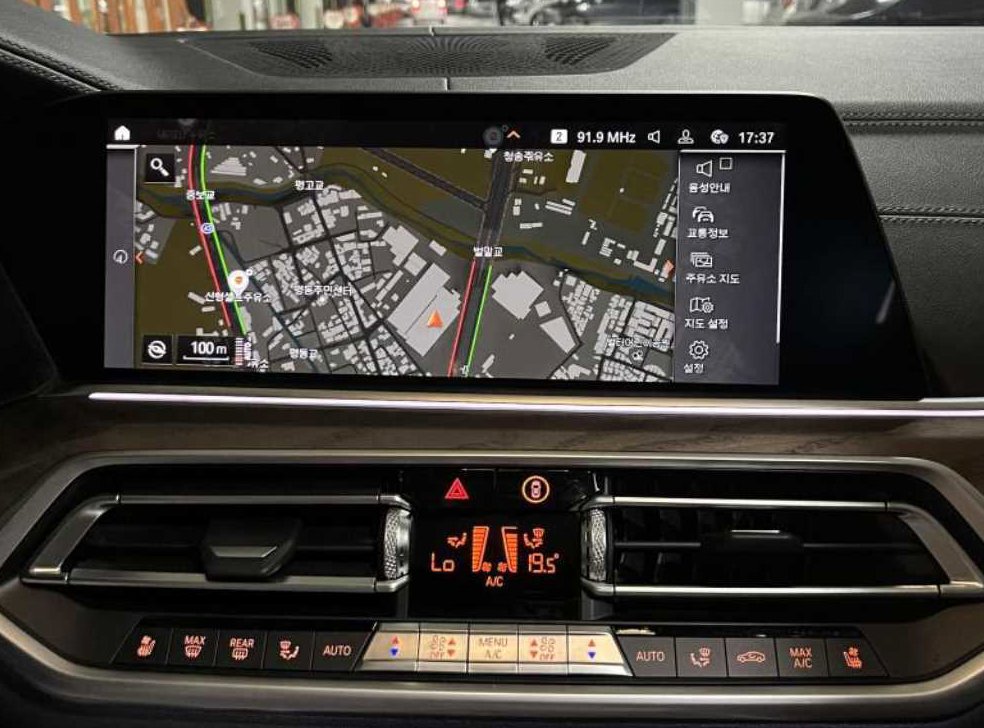 BMW X5 xDrive 30d xLine 사진 10