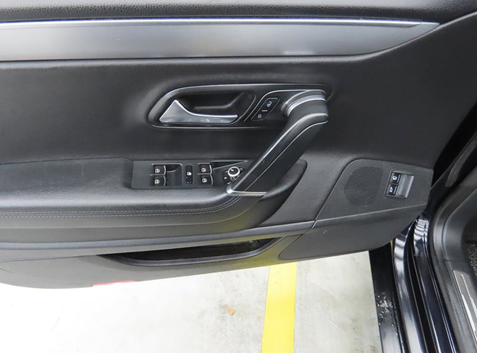 폭스바겐 CC 2.0 TDI 블루모션 사진 12