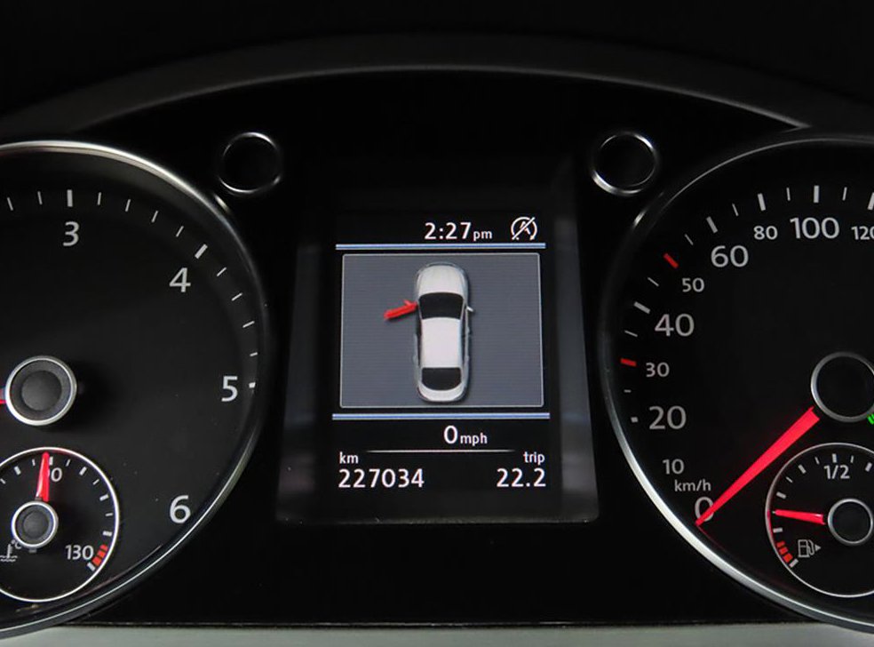 폭스바겐 CC 2.0 TDI 블루모션 사진 9