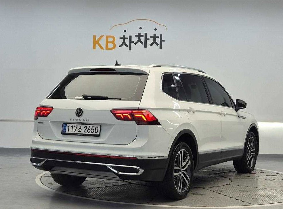 폭스바겐 티구안 2.0 TSI 프레스티지 사진 3