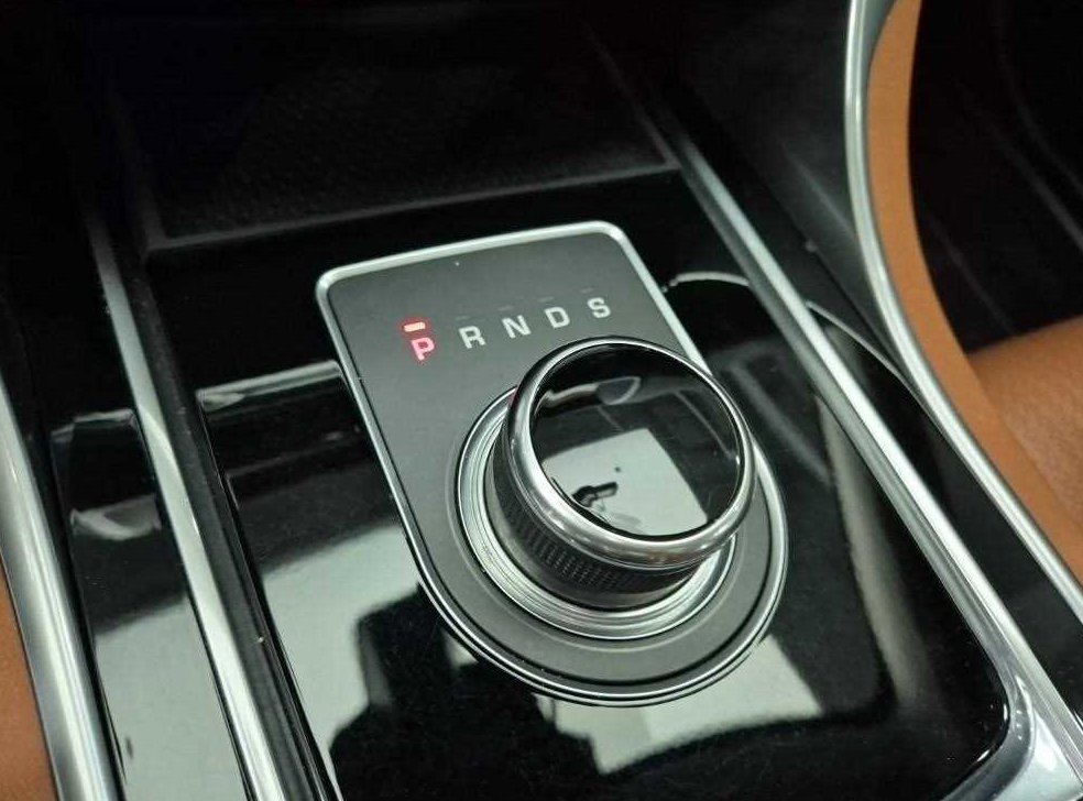 재규어 XE 2.0D 포트폴리오 AWD 사진 8