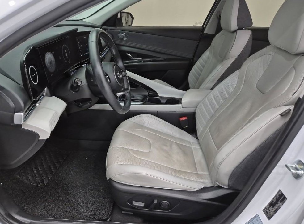 현대 아반떼 1.6 인스퍼레이션 사진 11