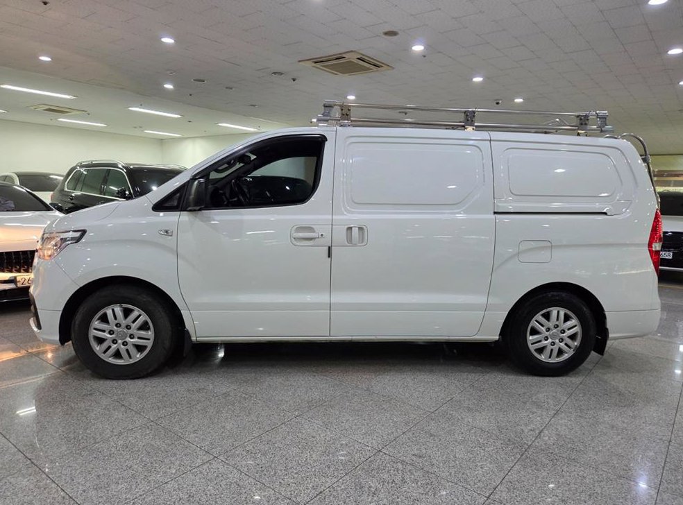 현대 스타렉스 2WD 밴 3인승 사진 3