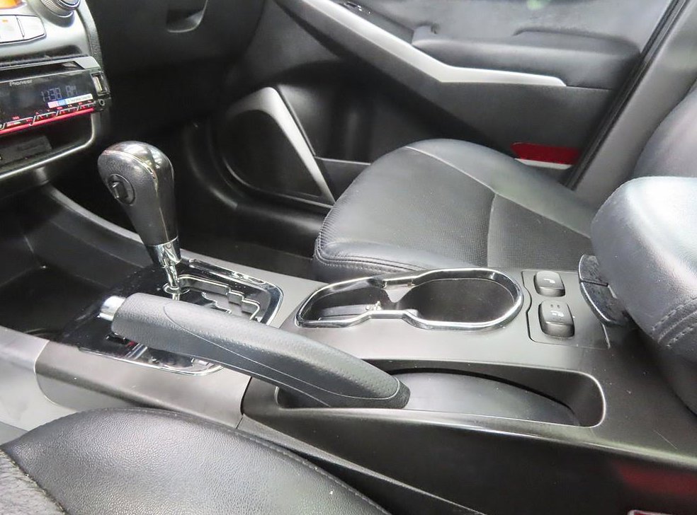 KG모빌리티(쌍용)  코란도 4WD 2.0 CVT 사진 11