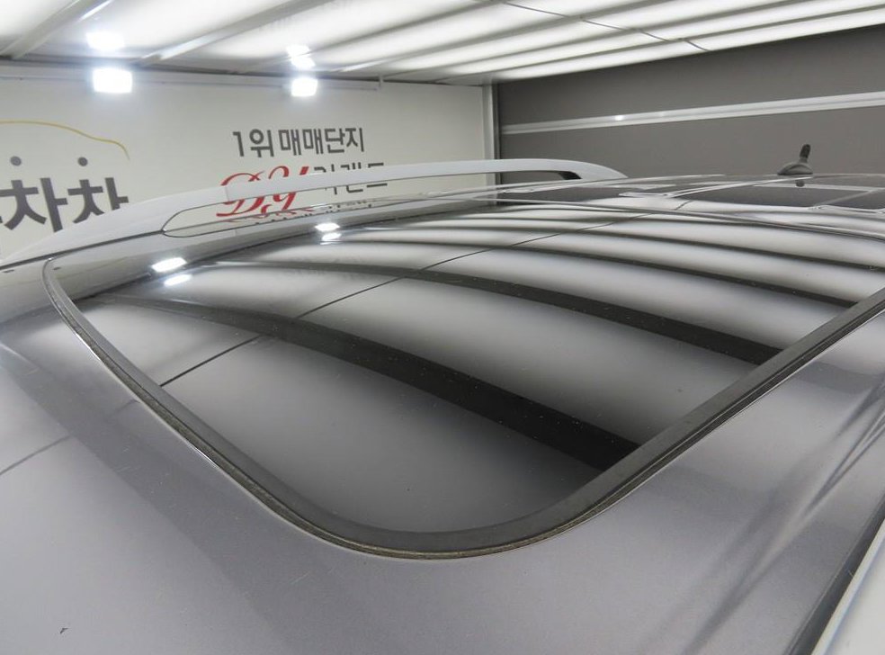KG모빌리티(쌍용)  코란도 4WD 2.0 CVT 사진 16