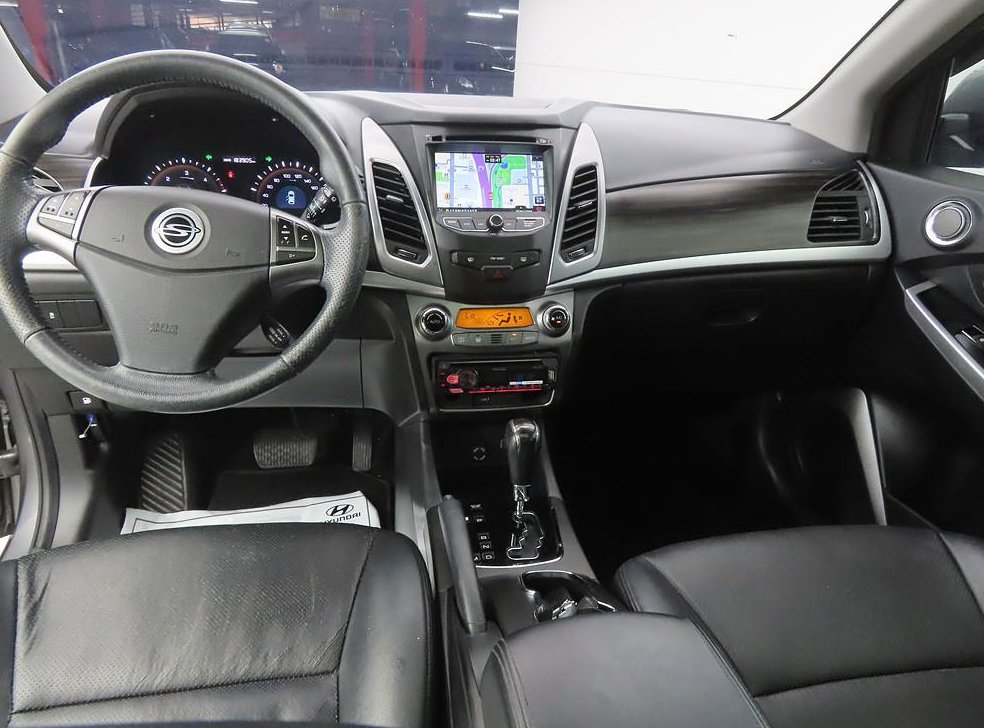 KG모빌리티(쌍용)  코란도 4WD 2.0 CVT 사진 7