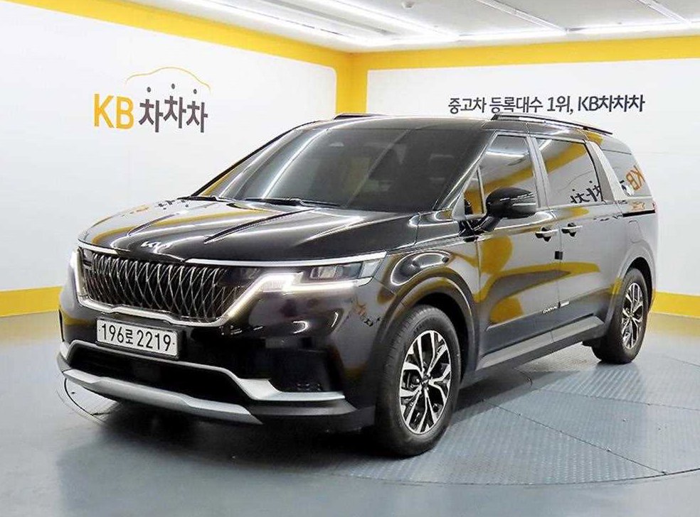 기아 카니발 디젤 9인승 프레스티지 사진 2