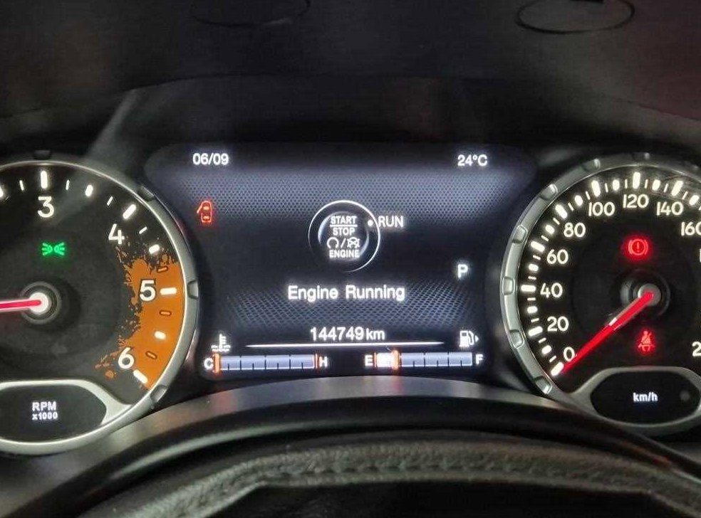 지프 레니게이드 2.0 디젤 리미티드 AWD 사진 6
