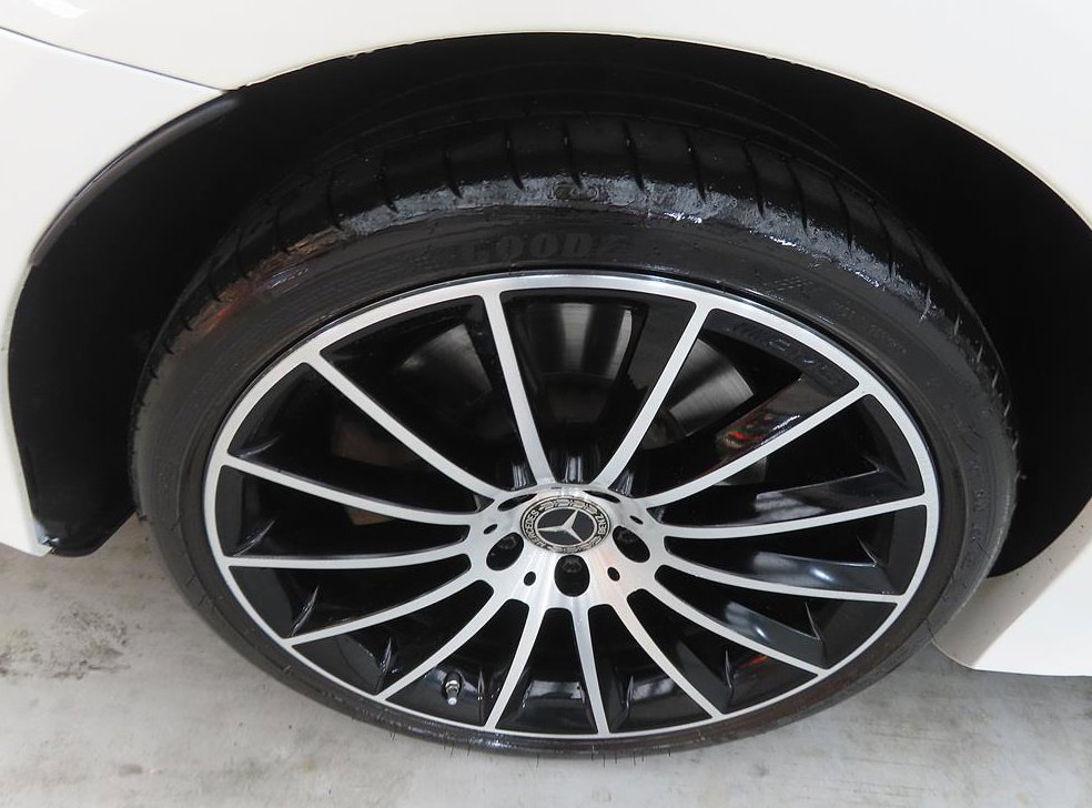 벤츠 CLS 클래스 CLS 450 4MATIC AMG Line 사진 20