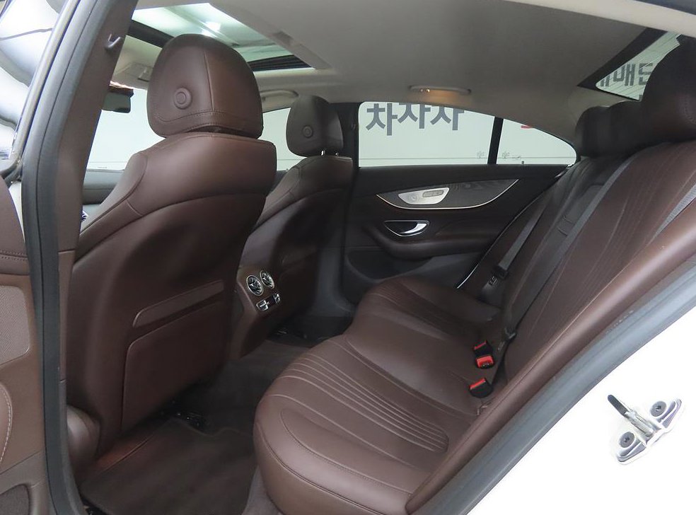 벤츠 CLS 클래스 CLS 450 4MATIC AMG Line 사진 6