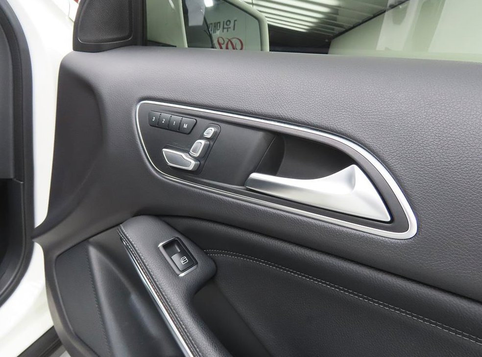 벤츠 GLA 클래스 GLA220 사진 18