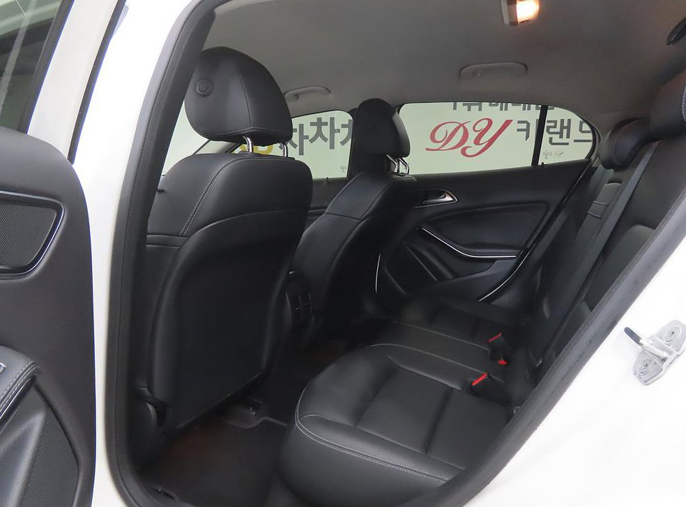 벤츠 GLA 클래스 GLA220 사진 6