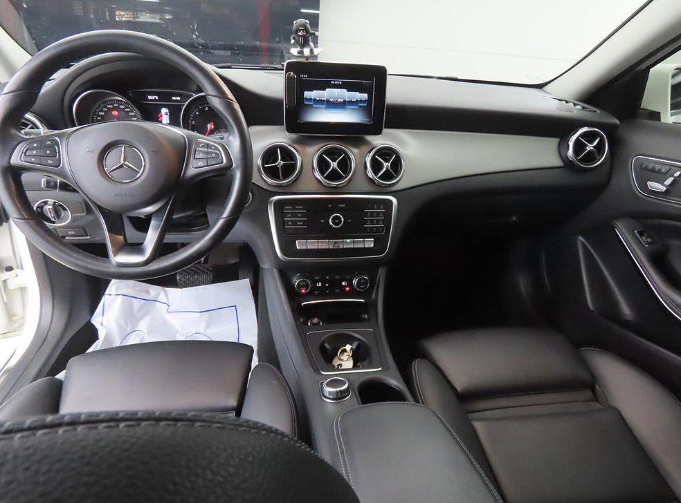 벤츠 GLA 클래스 GLA220 사진 7