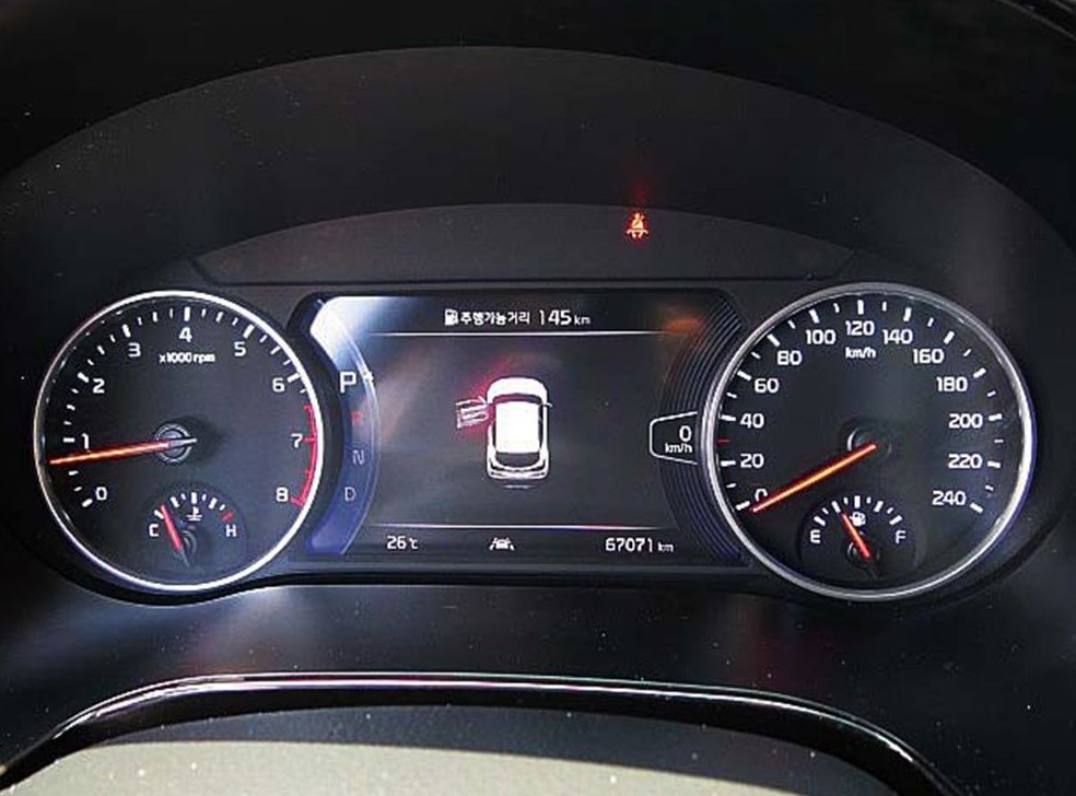 기아 셀토스 가솔린 1.6 터보 4WD 사진 10