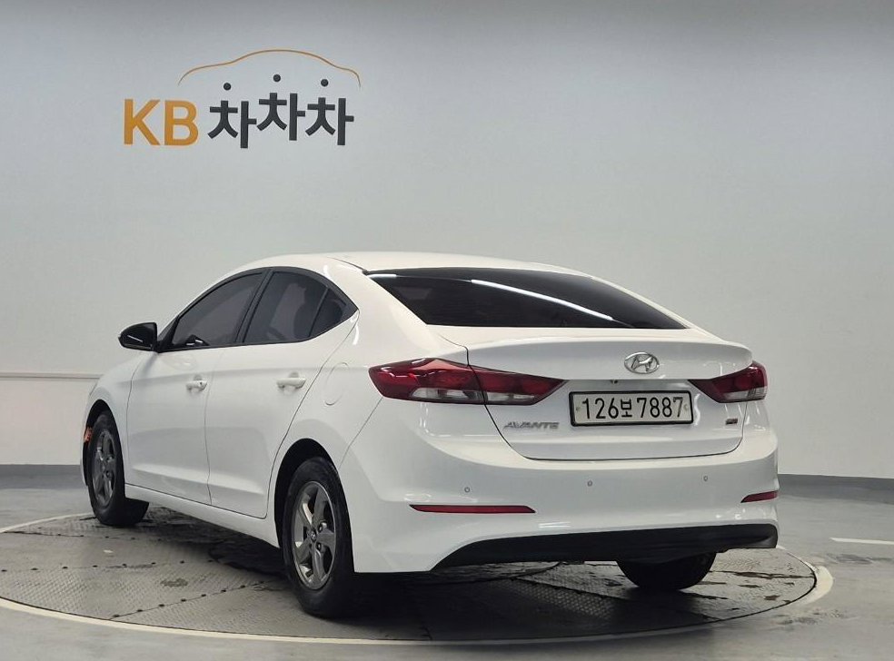 현대 아반떼 1.6 GDI 스마트 사진 2