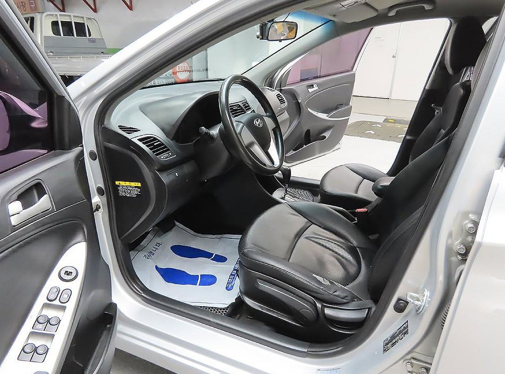 현대 엑센트 1.4VVT 스마트 사진 13
