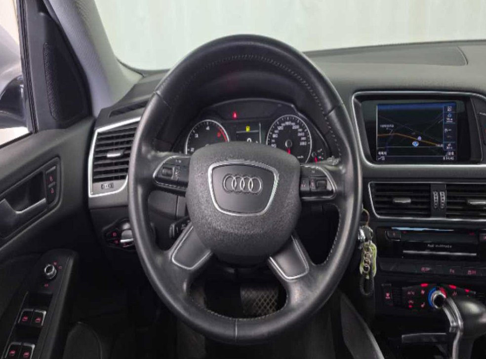 아우디 Q5 35 TDI 콰트로 사진 13