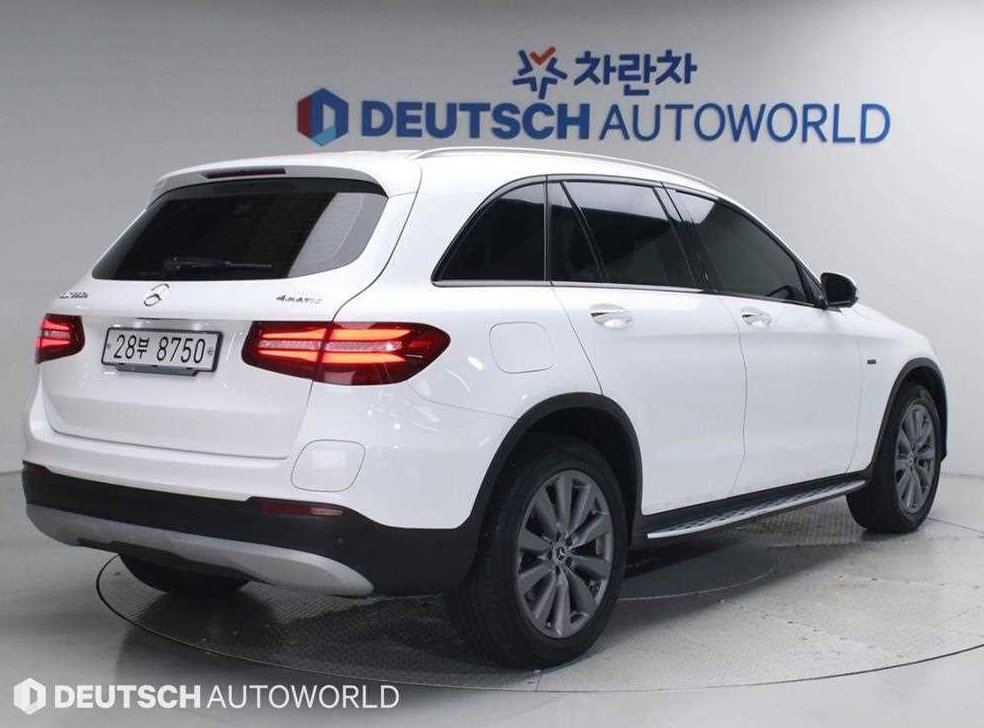 벤츠 GLC 클래스 GLC 350 e 4MATIC 사진 2