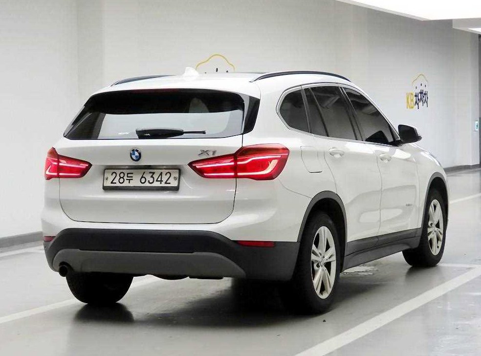 BMW X1 xDrive 18d 사진 4