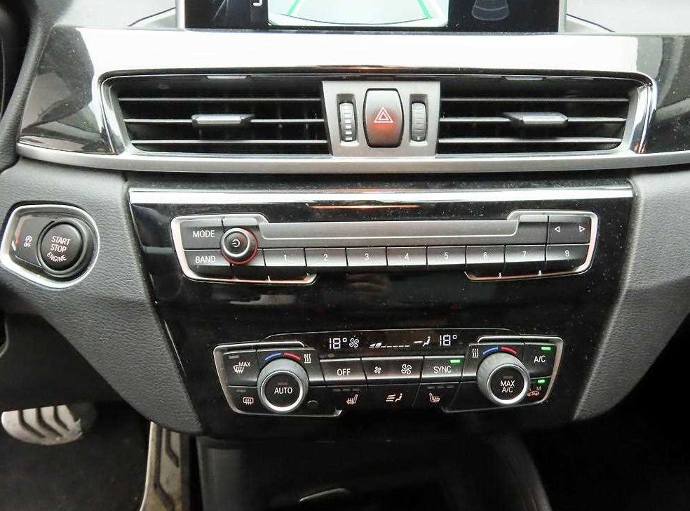 BMW X1 xDrive 18d 사진 9
