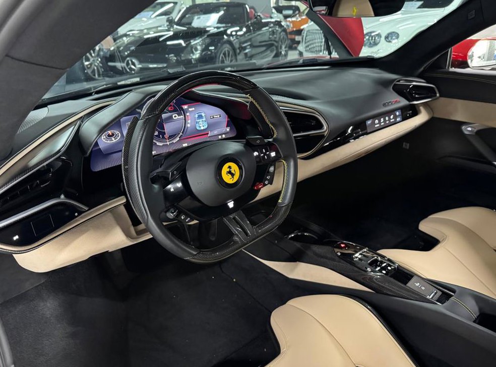 페라리 296 3.0 V6 PHEV 사진 4