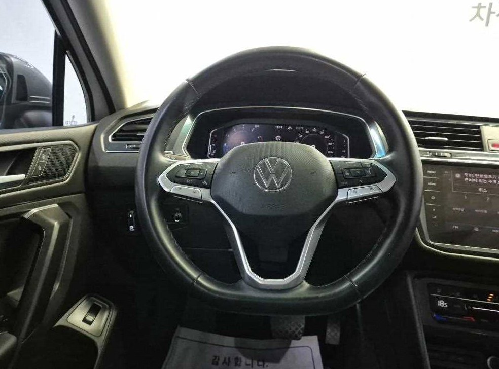 폭스바겐 티구안 2.0 TSI 프레스티지 사진 9