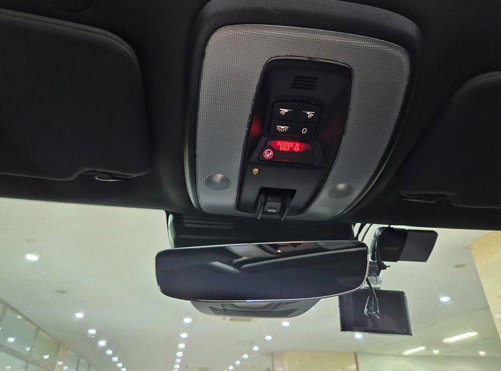볼보 V60 2.5 T5 AWD 사진 19