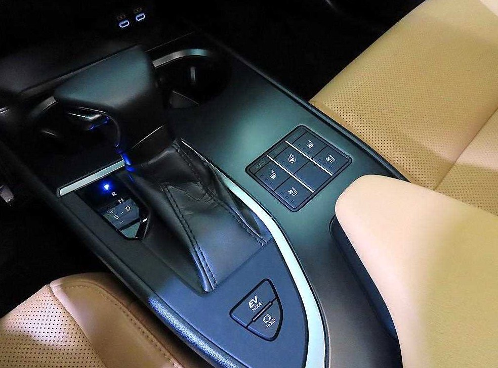 렉서스 UX 2.0 2WD 사진 12