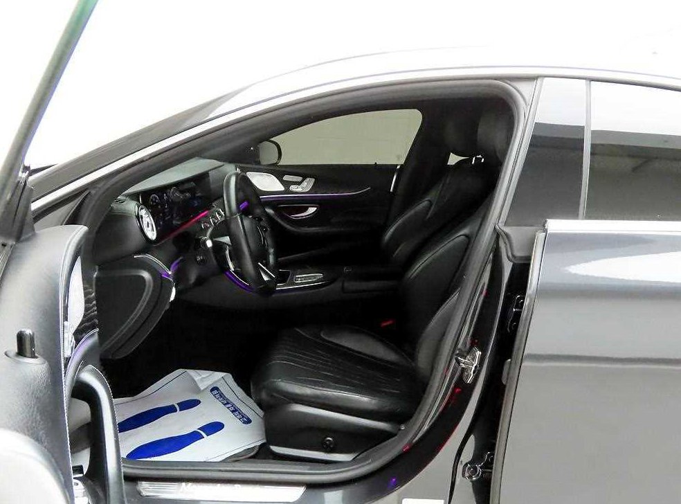 벤츠 CLS 클래스 CLS 300d 4MATIC 사진 13