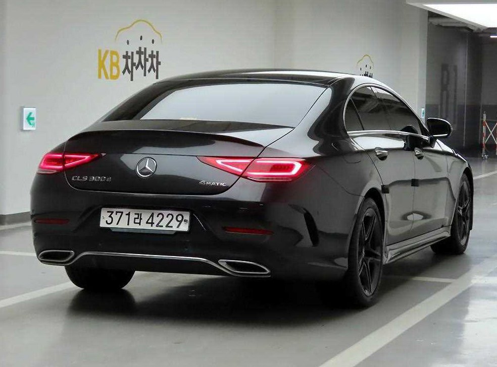 벤츠 CLS 클래스 CLS 300d 4MATIC 사진 4