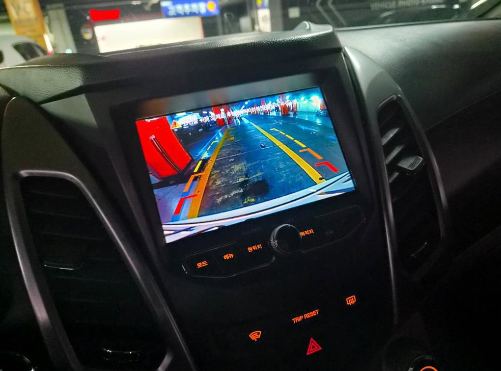 KG모빌리티(쌍용)  코란도 2WD 2.2 DX 사진 11