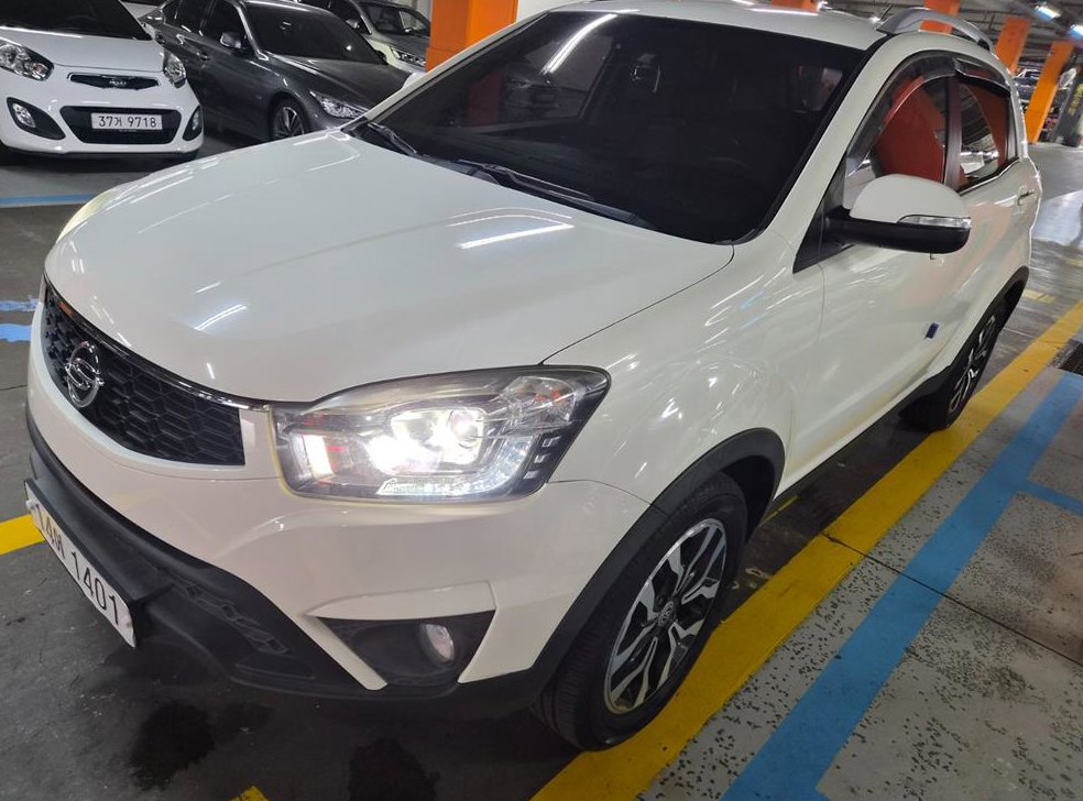 KG모빌리티(쌍용)  코란도 2WD 2.2 DX 사진 2