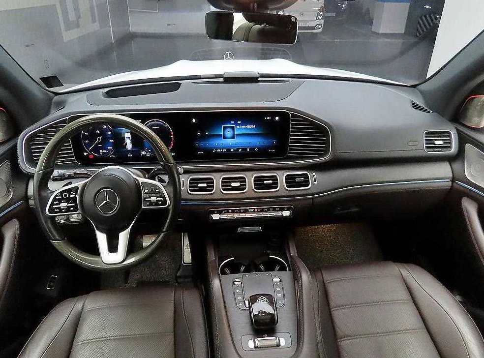 벤츠 GLS 클래스 GLS 400d 4MATIC 사진 8