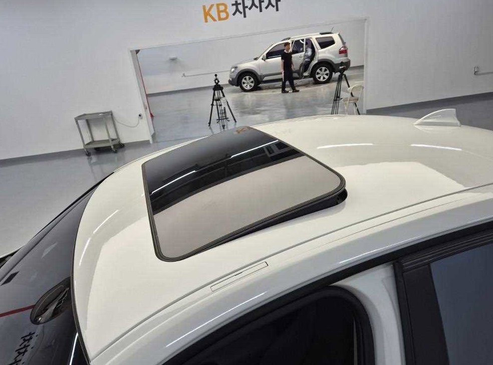 BMW 3시리즈 320d 사진 13